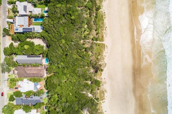 A SWEET ESCAPE - Ariel's