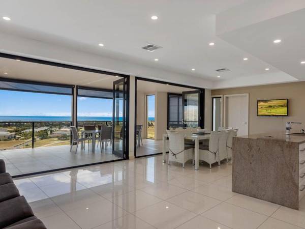 Eagles Nest 6 Huntingdale Drive