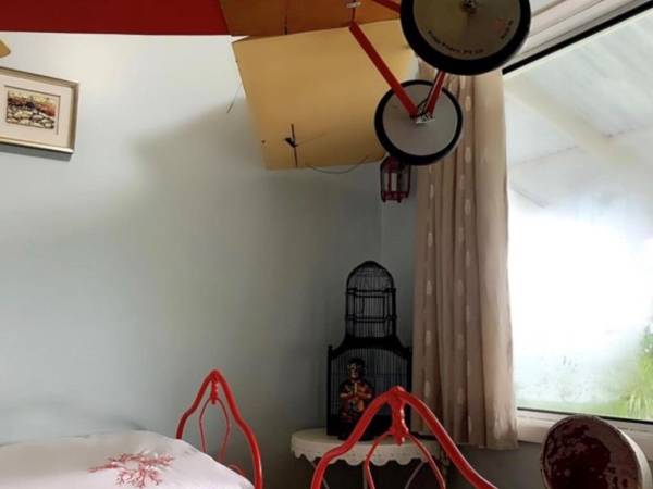 Pomegranite Beach House