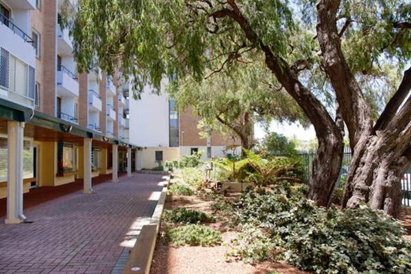 Stay Okay Central - Fremantle