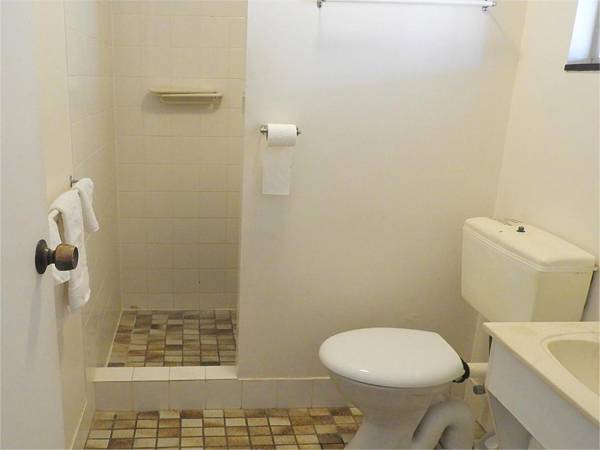 Beerwah Glasshouse Motel