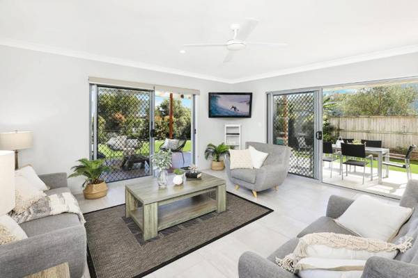 53 Northbeach Place Mudjimba