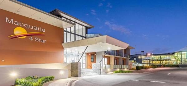 Macquarie 4 Star