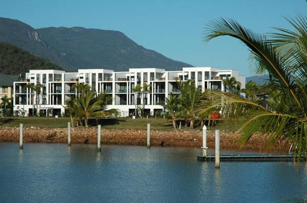 Hinchinbrook Harbour Apartments