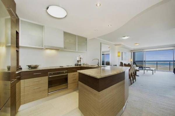 Waves Maroochy River