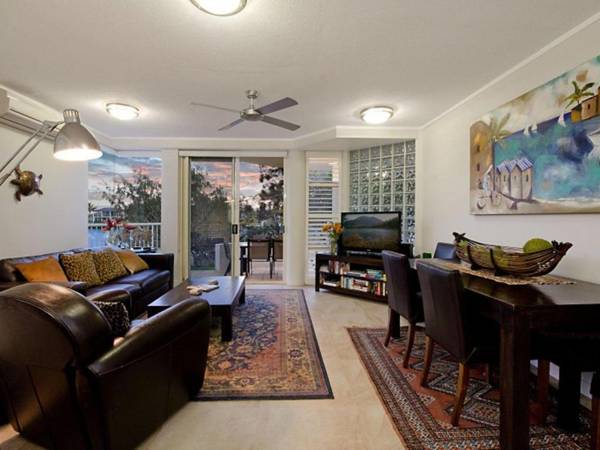 Mariner Cove 1 - Two Bedroom Apartment on Parkyn Parade