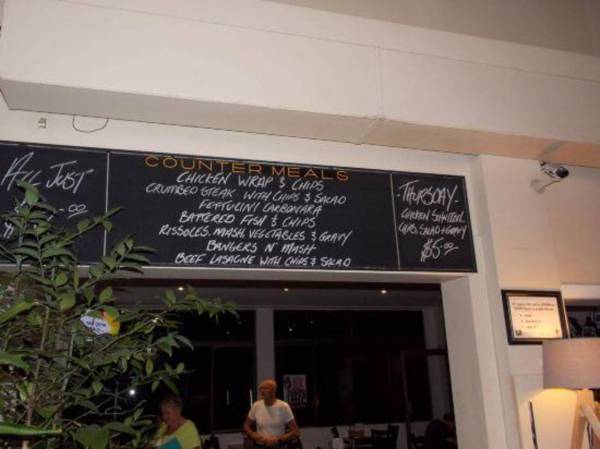 Currimundi Hotel Motel