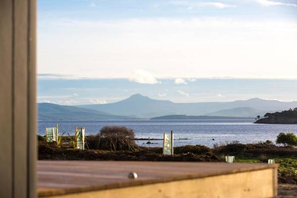 Bruny Island Escapes and Hotel Bruny