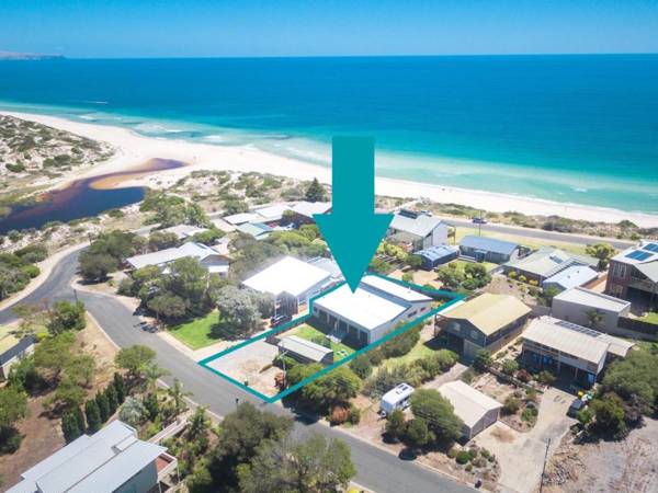 Luxury on Lewis - 6 Lewis Road