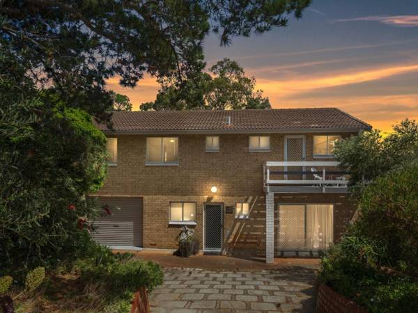 Broadbeach Retreat - 32 Broadbeach Drive