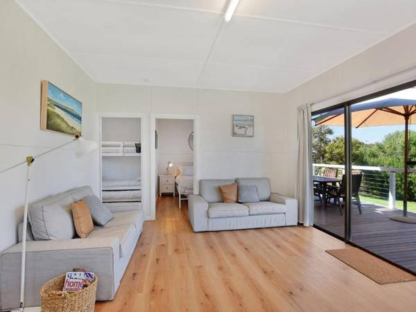 Scenic Shack - 4 Scenic Way