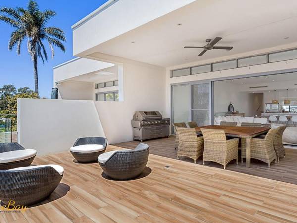 Soldiers Point Style and Sophistication