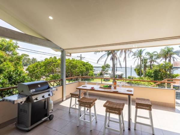 1 Soldiers Point Road fabulous home with water views