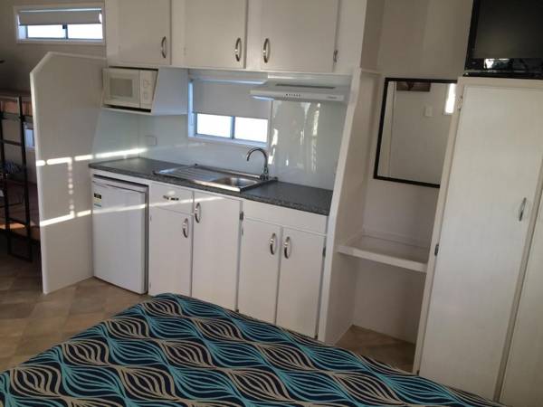 Riviera Caravan Park