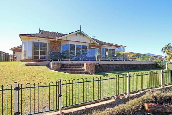 Cormorant Waterfront Home