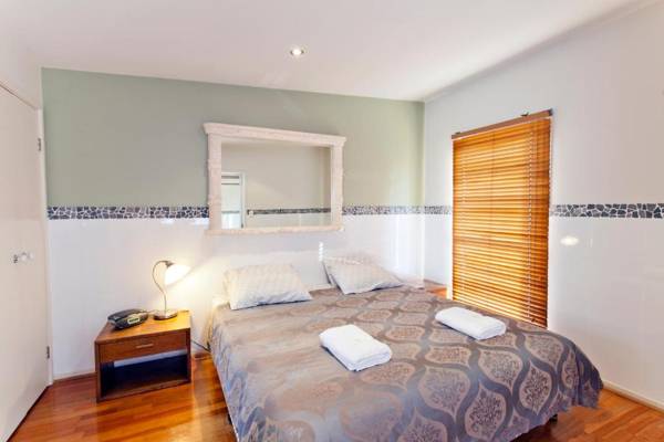 Newcastle Harbourside Terraces