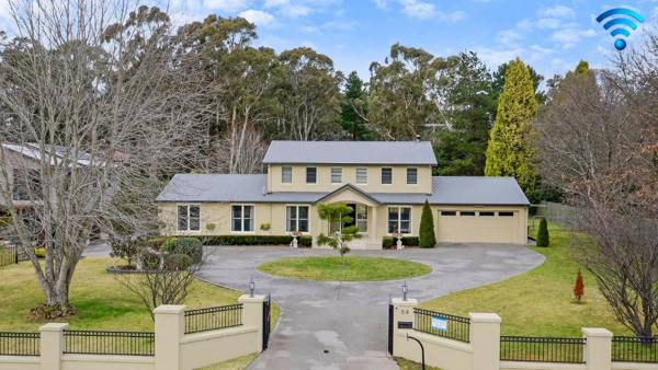 Camelot - superbly proportioned and ideally located