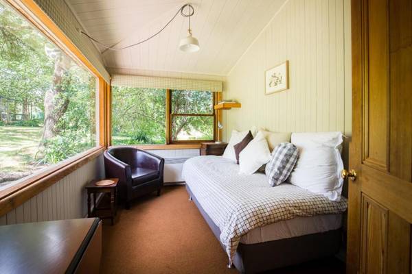 Braeside Mount Macedon Country Retreat Bed and Breakfast