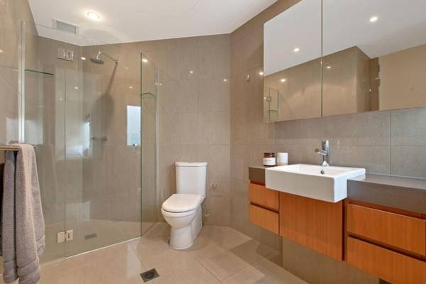 COTTON BEACH APARTMENT 35 - POOL VIEWS