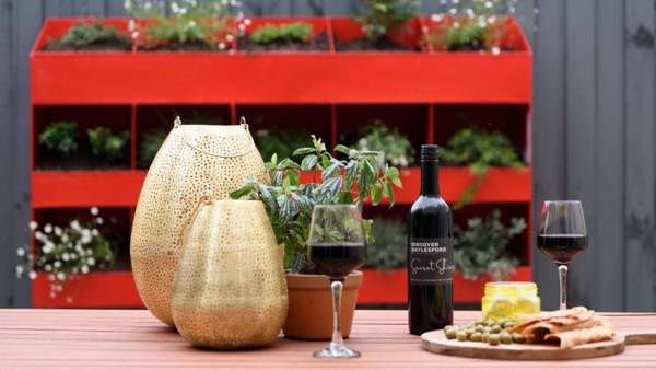 Trentham Central Villas - Villa 2