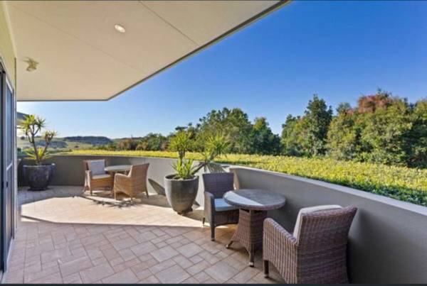 Byron Bay Ivory Villas