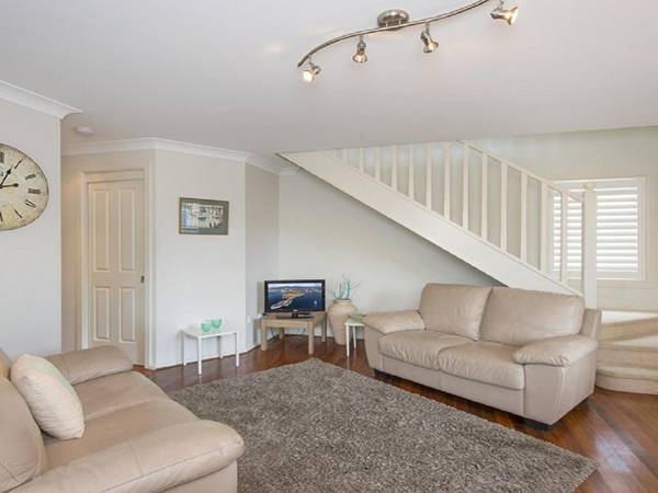 Kiama Beachscape On Manning