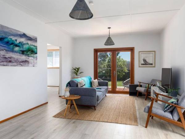 SPINDRIFT Kiama and Surrounds 4pm check out Sundays