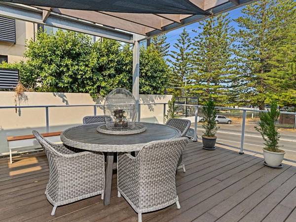 ARIA ON MANNING Kiama 4pm Check Out Sundays