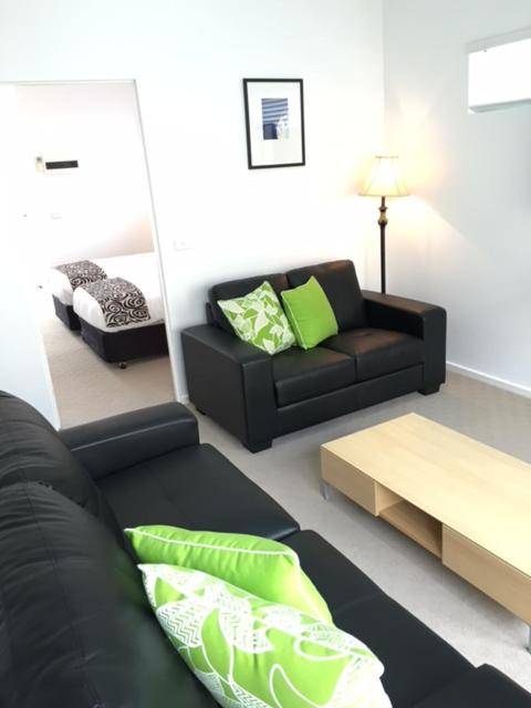 Ashmont Motel and Apartments