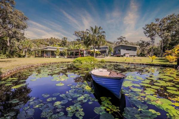 Agnes Water Stays over18's