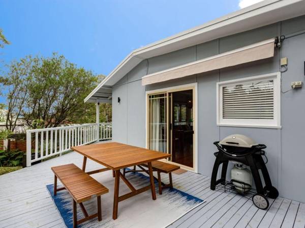 Marys Place at Hyams 4pm Check Out Sundays