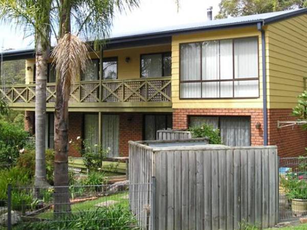 Take Time at Hyams Beach 4pm Check Out Sundays