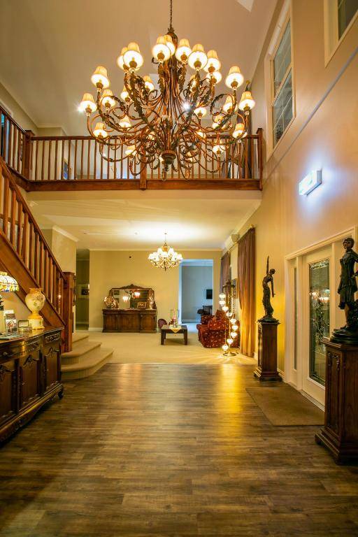 Kerami Manor & Day Spa