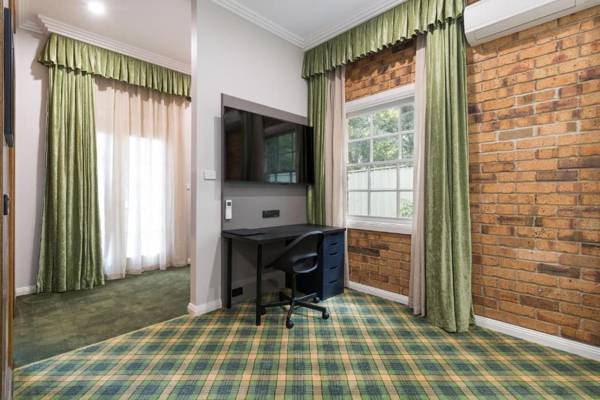 Workspace - The Carrington Inn - Bungendore