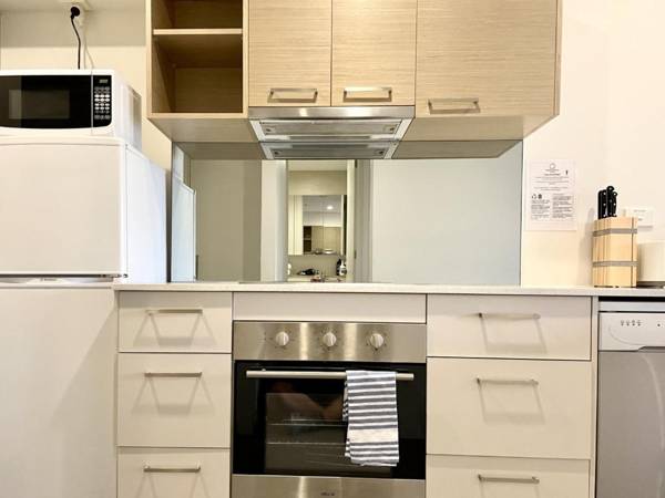 Readyset Apartment at Charman