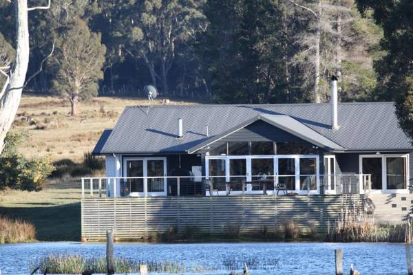 Currawong Lakes Tasmania