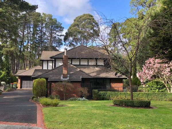 Pride Leisure Tudor House