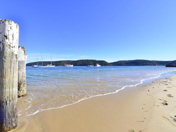 Poolside at Iluka Resort Apartments