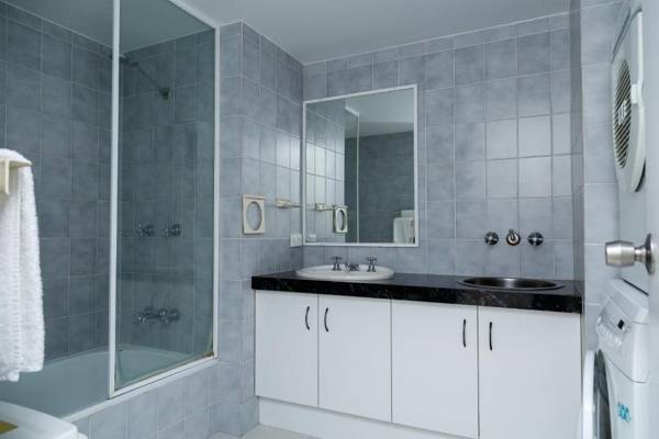 Crystal Beachfront Apartments