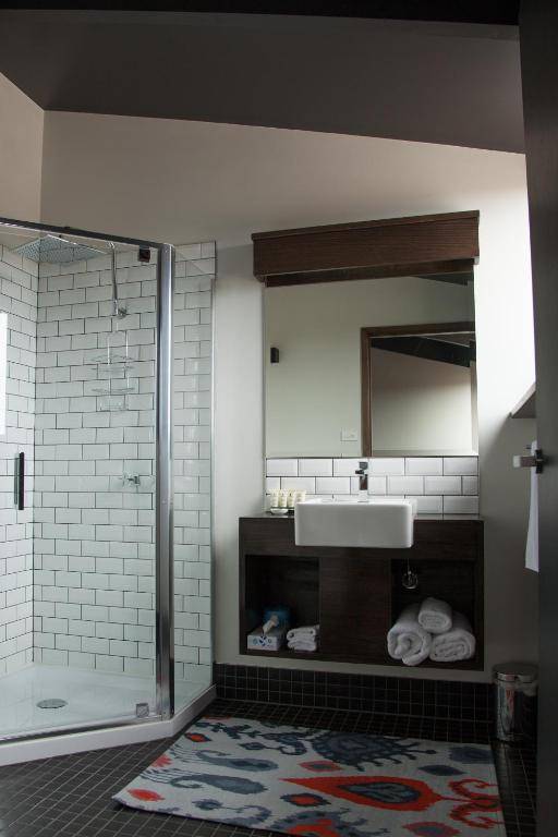 Thousand Lakes Lodge