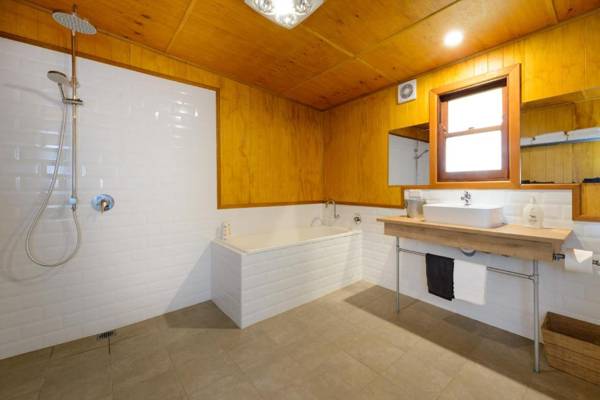 Shearers' Quarters Rathmore