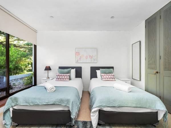 NORMANDIE PARK Exeter 4pm Check out on Sundays