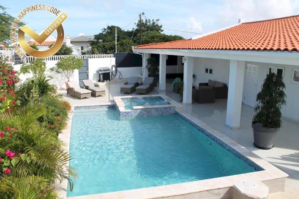 NEW! Palm Beach # 34 Suitable for 8 persons 4 bedrooms 4 bathrooms