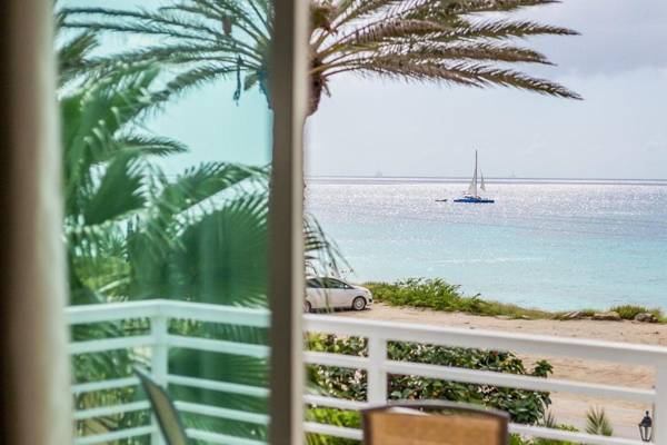 Boca Catalina Beach Villa