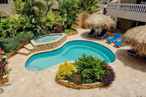 Fabulous modern 2-bedroom apartment with tropical garden pool and jacuzzi