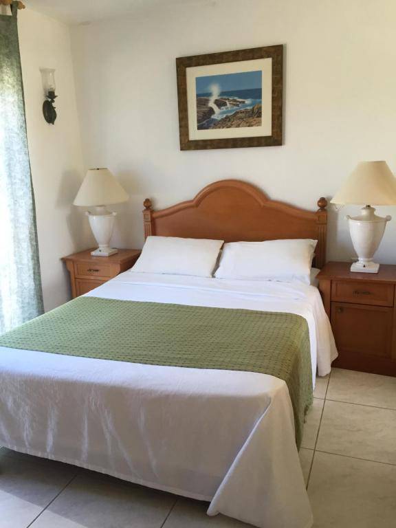 E Solo Aruba Apartments
