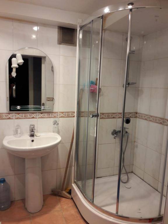 Apartment on Gadzhibekova 27