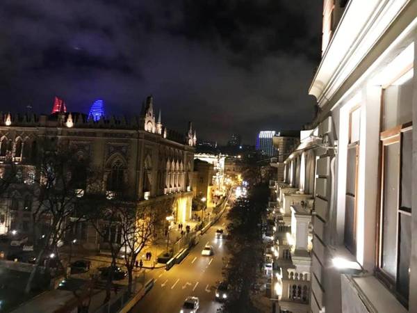 Deluxe Formula Apartment on Nizami Street