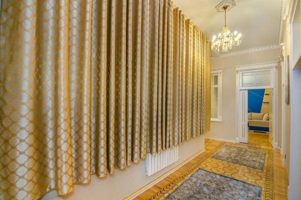 Super Deluxe Apartment on Nizami Street