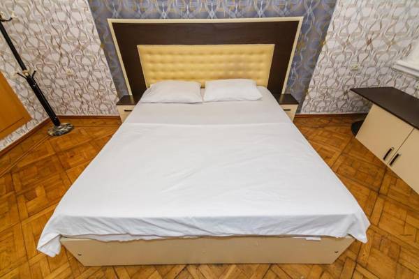 Three Rooms Apartment on Nizami Street